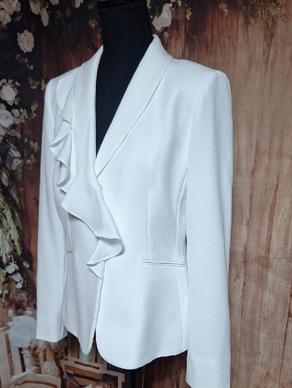 NWT Tahari White  Ruffle-Front Blazer Jacket - Picture 4 of 17